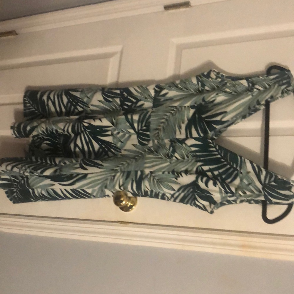 Leafy dress